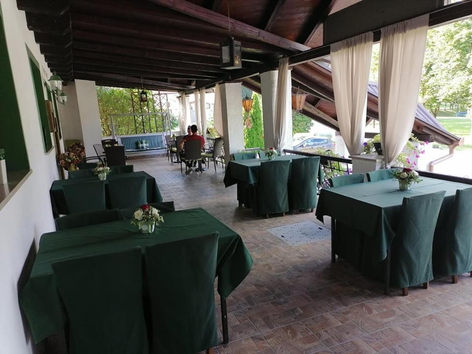 Sulentic Sobe I Restoran Bed & Breakfast Virovitica Bagian luar foto