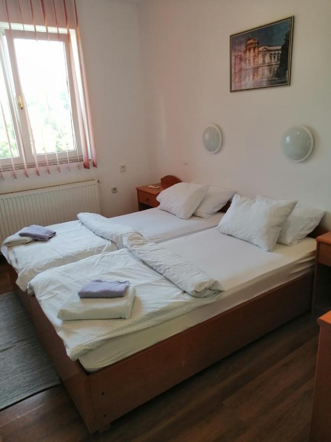 Sulentic Sobe I Restoran Bed & Breakfast Virovitica Bagian luar foto